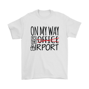 On My Way to the Airport - Men's T-Shirt (white)