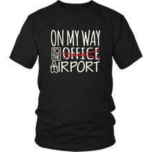 Load image into Gallery viewer, On My Way to the Airport - Men&#39;s T-Shirt (black)