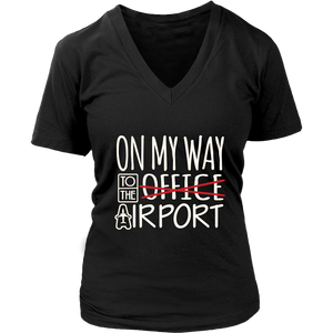 On My Way to the Airport - Women's T-Shirt (black)